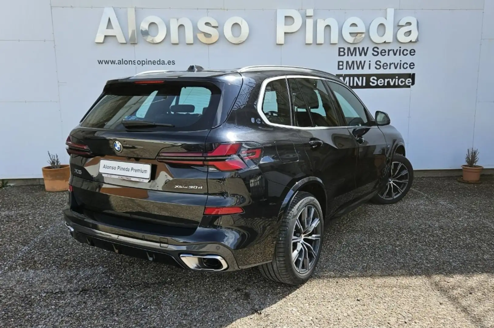 BMW X5 xDrive 30dA xLine M Sport Black - 2