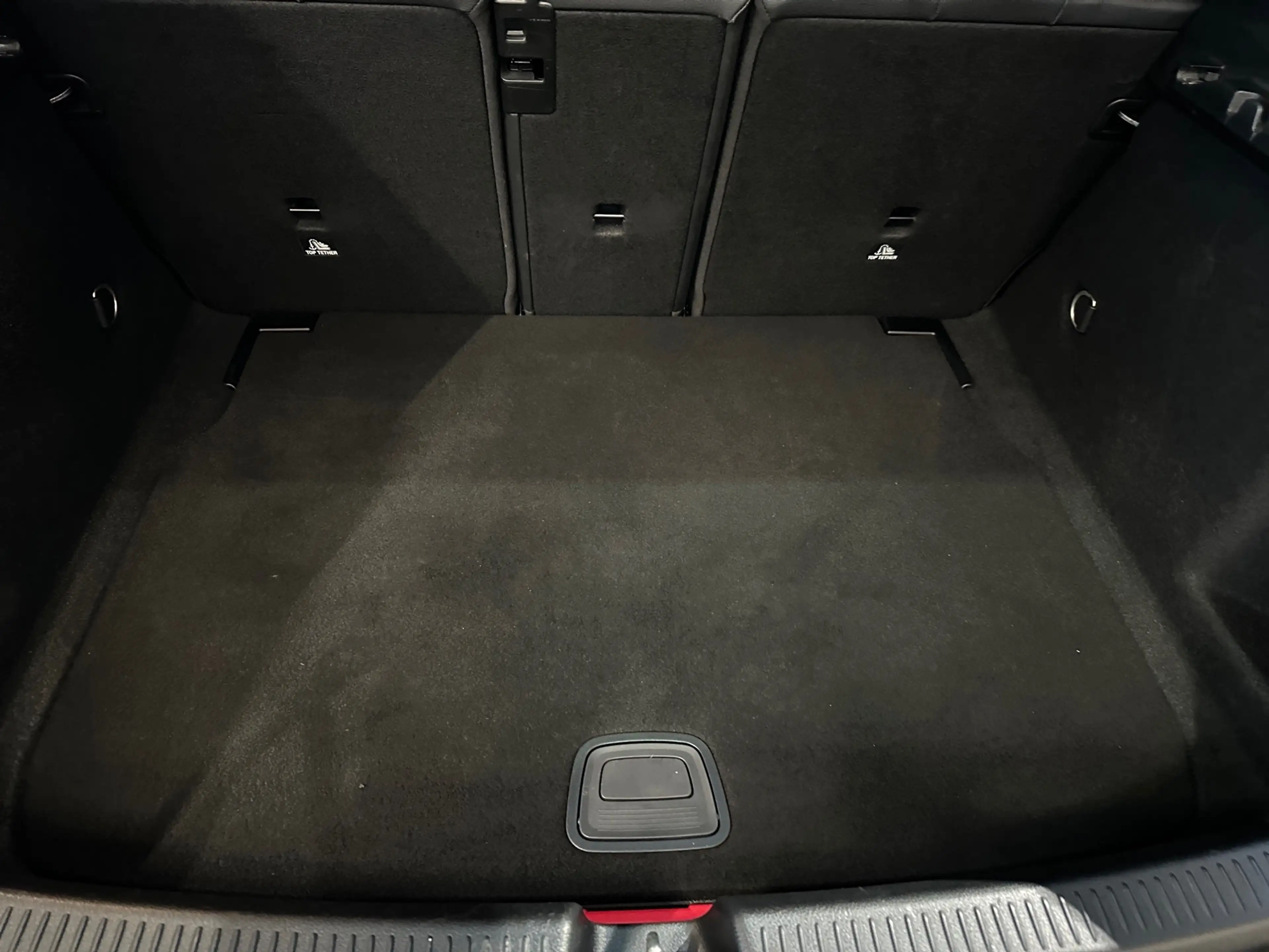 Mercedes-Benz A 200 d AMG+Navi+LED+Kam+SHZ+PTS+Advanced Sound+ — photo 7