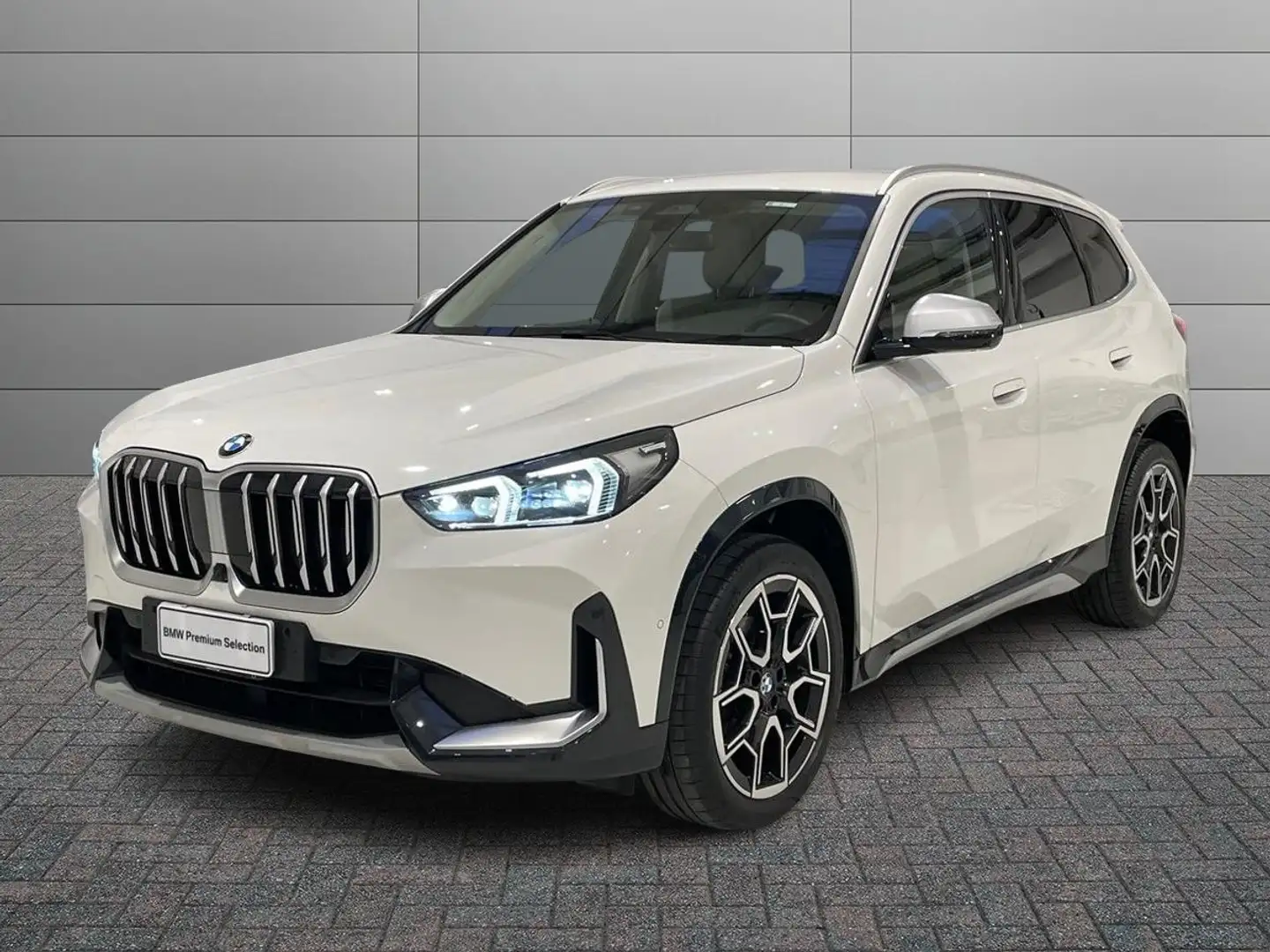 BMW X1 sdrive18d X-Line Edition Signature auto Blanc - 1