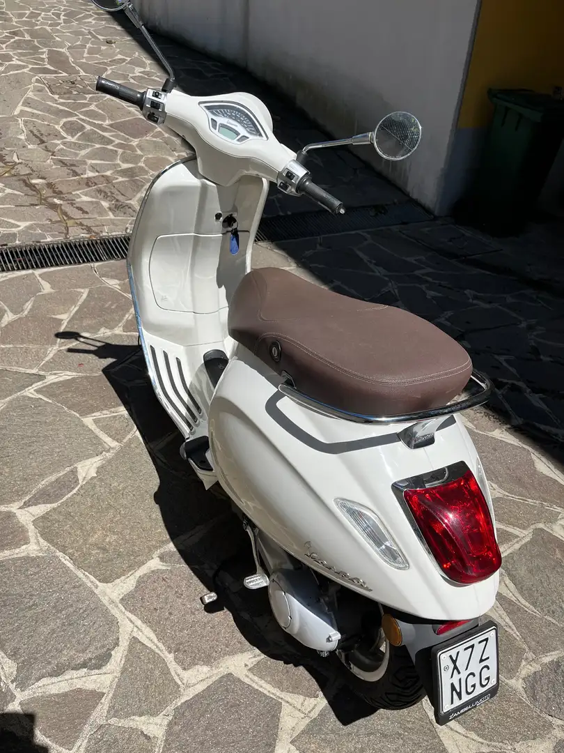 Vespa 50 Bianco - 2