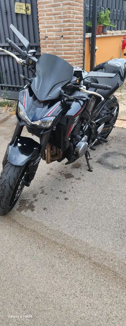 Kawasaki Z 900 Schwarz - 2