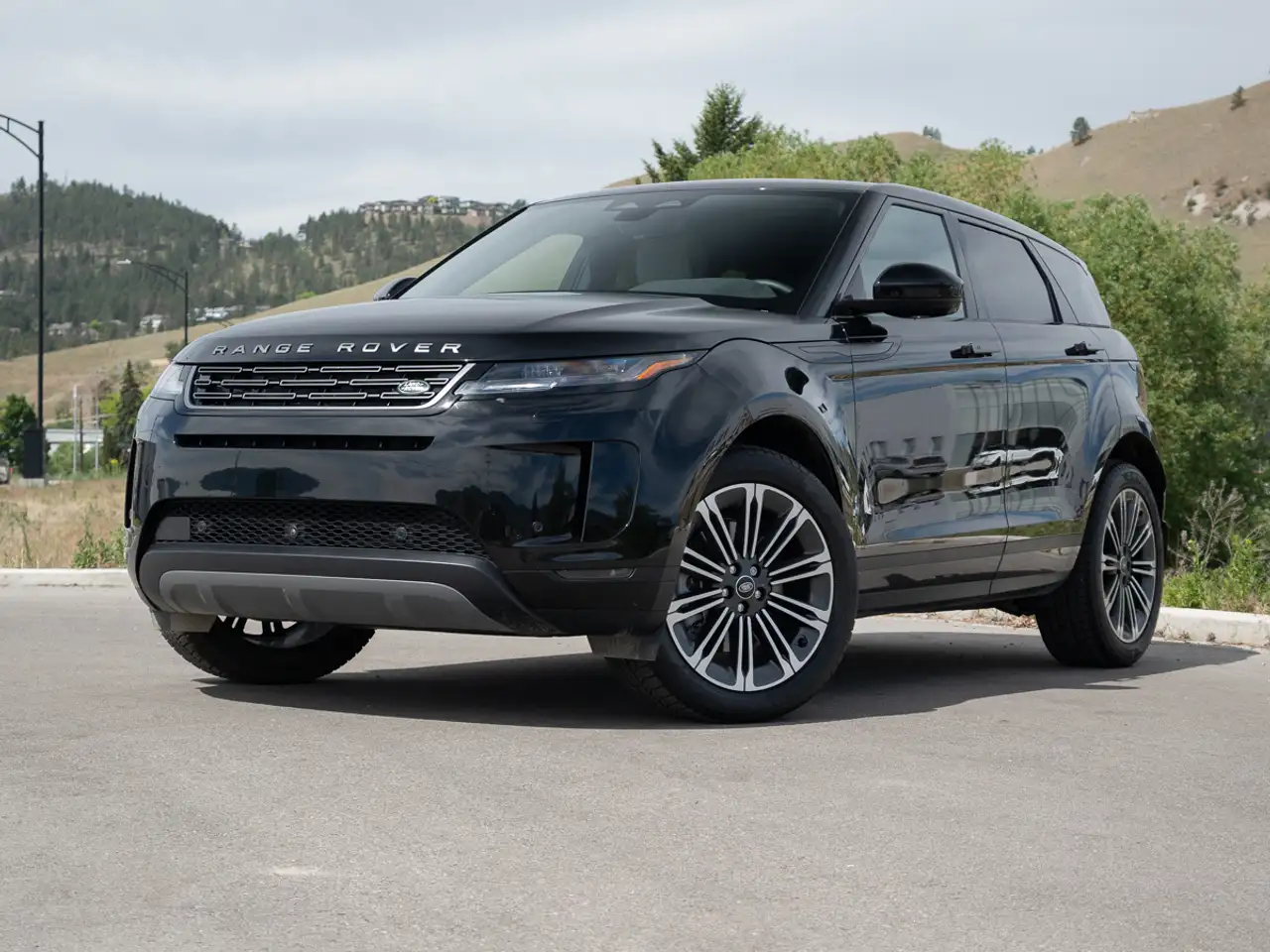 2026 Land Rover Range Rover Evoque