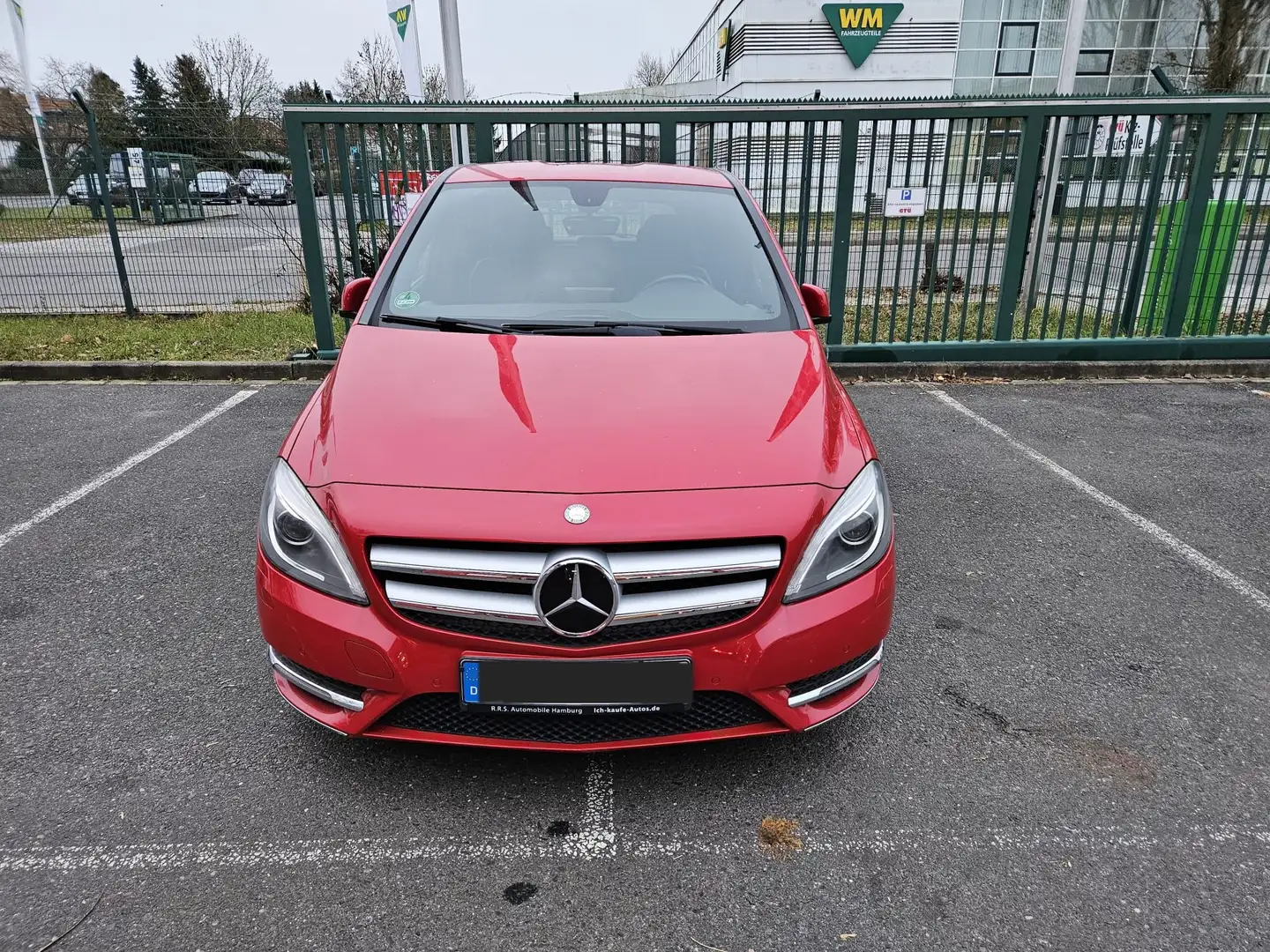 Mercedes-Benz B 180 B-Klasse (BlueEFFICIENCY) Rosso - 2