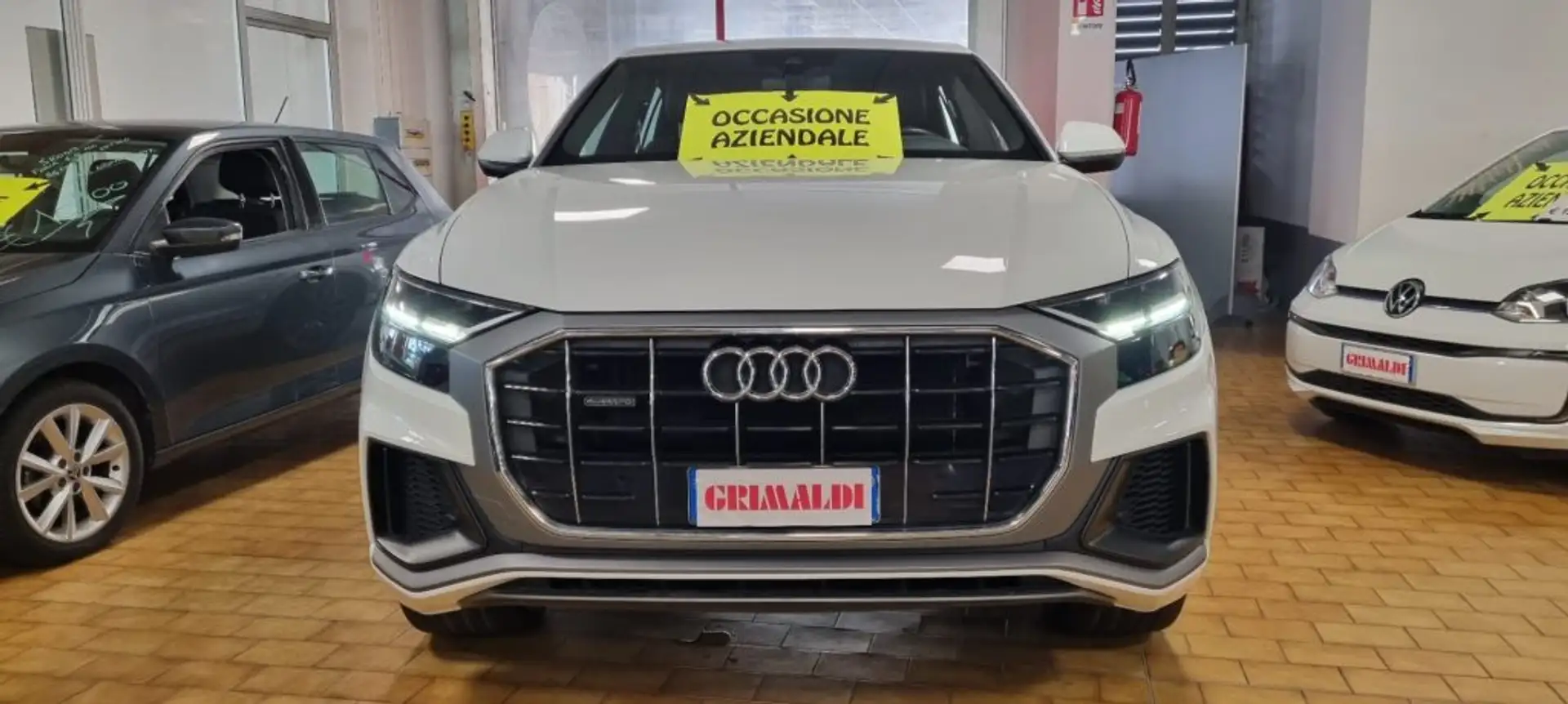 Audi Q8 50 TDI quattro tiptronic Sport  S LINE MHEV Grigio - 2
