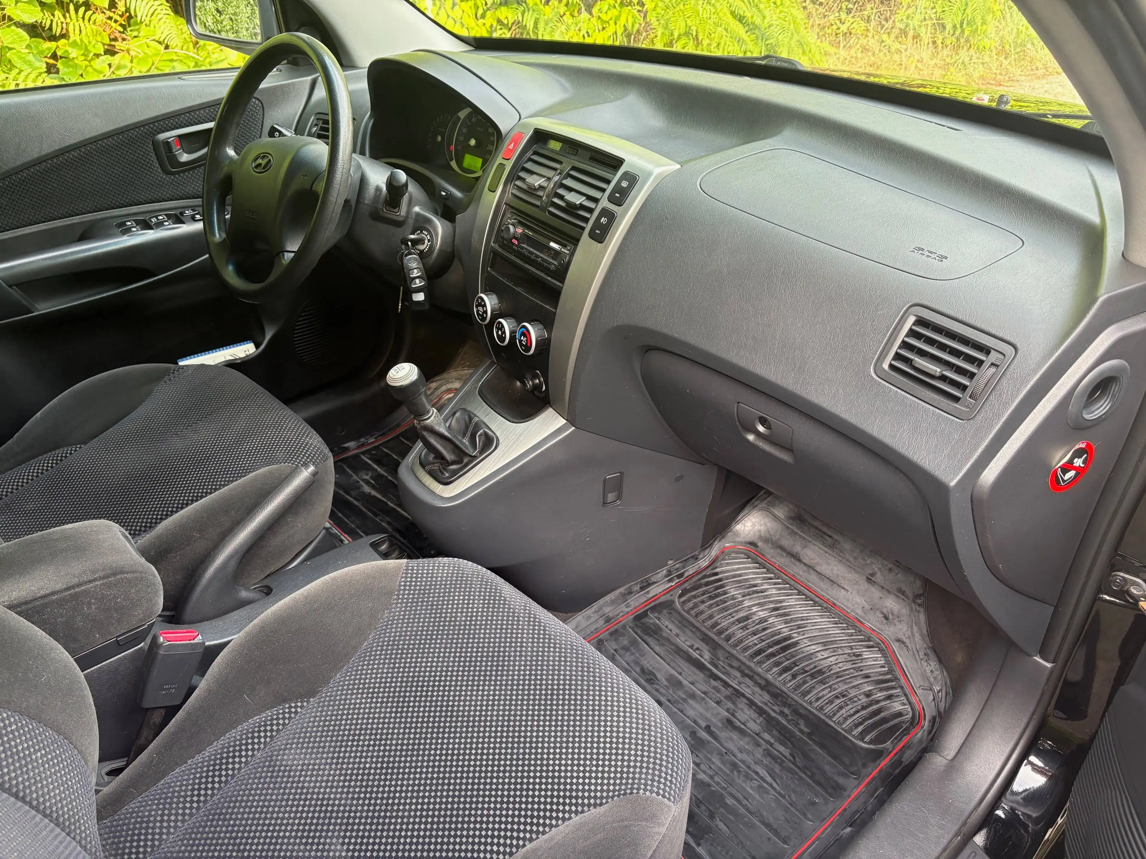 Hyundai TUCSON 2.0 GLS (2WD) — photo 2