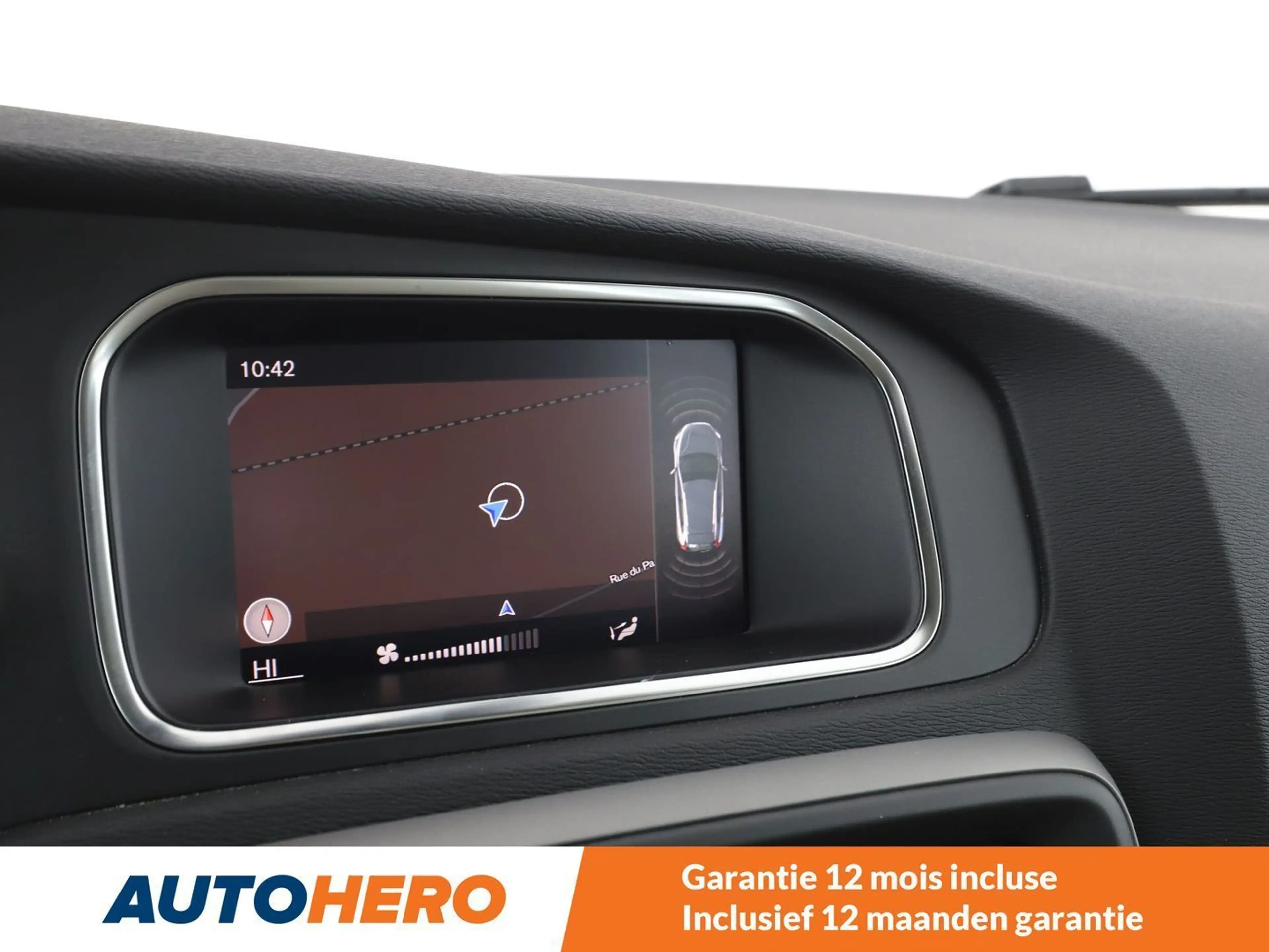 Volvo V40 Cross Country 1.5 Basis — photo 9