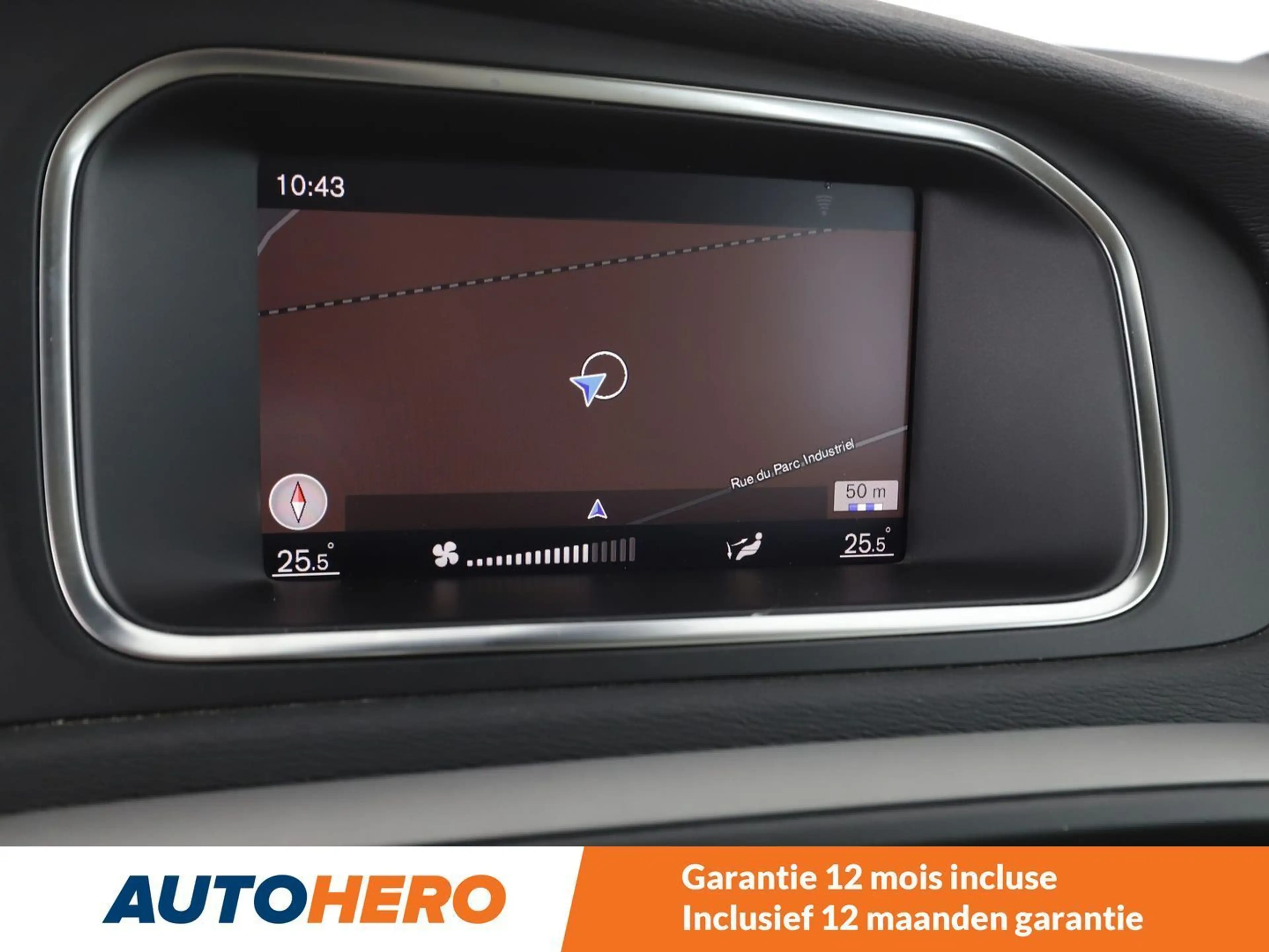 Volvo V40 Cross Country 1.5 Basis — photo 10
