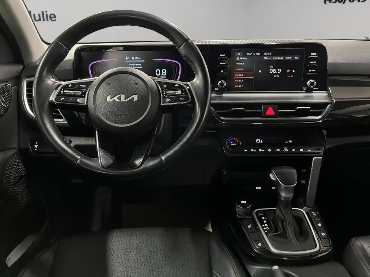 Kia Seltos снимка Kia Seltos
