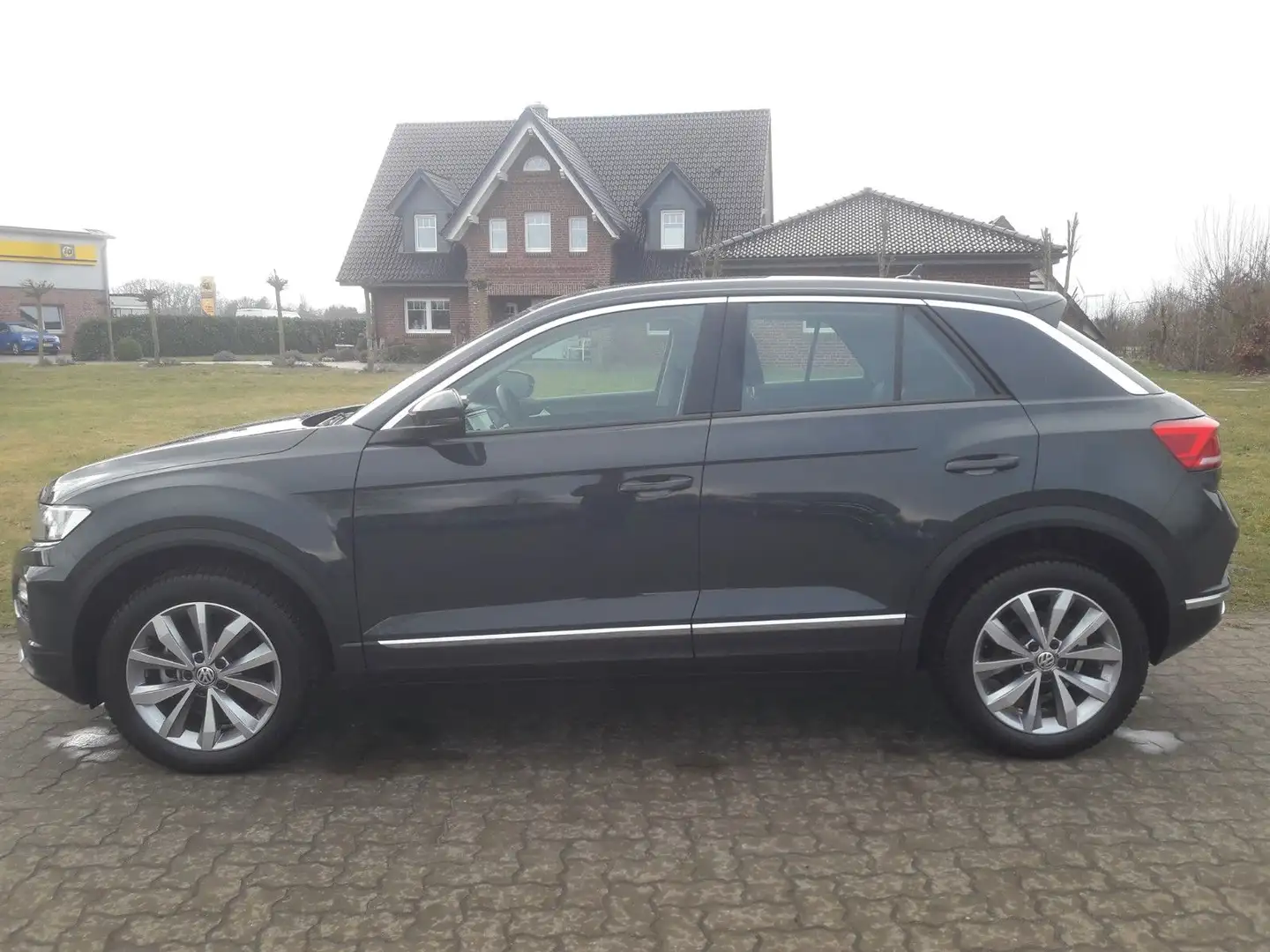 Volkswagen T-Roc 1,0 TSi Style +Winterpak+Licht&Sichtpaket+ Grau - 1