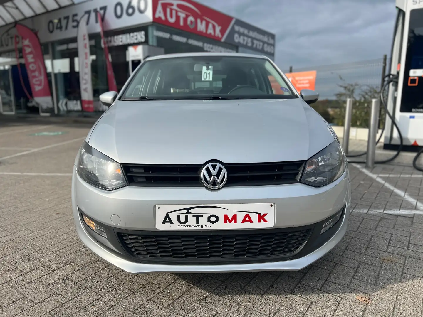 Volkswagen Polo Polo 1.2i Trendline Gris - 1