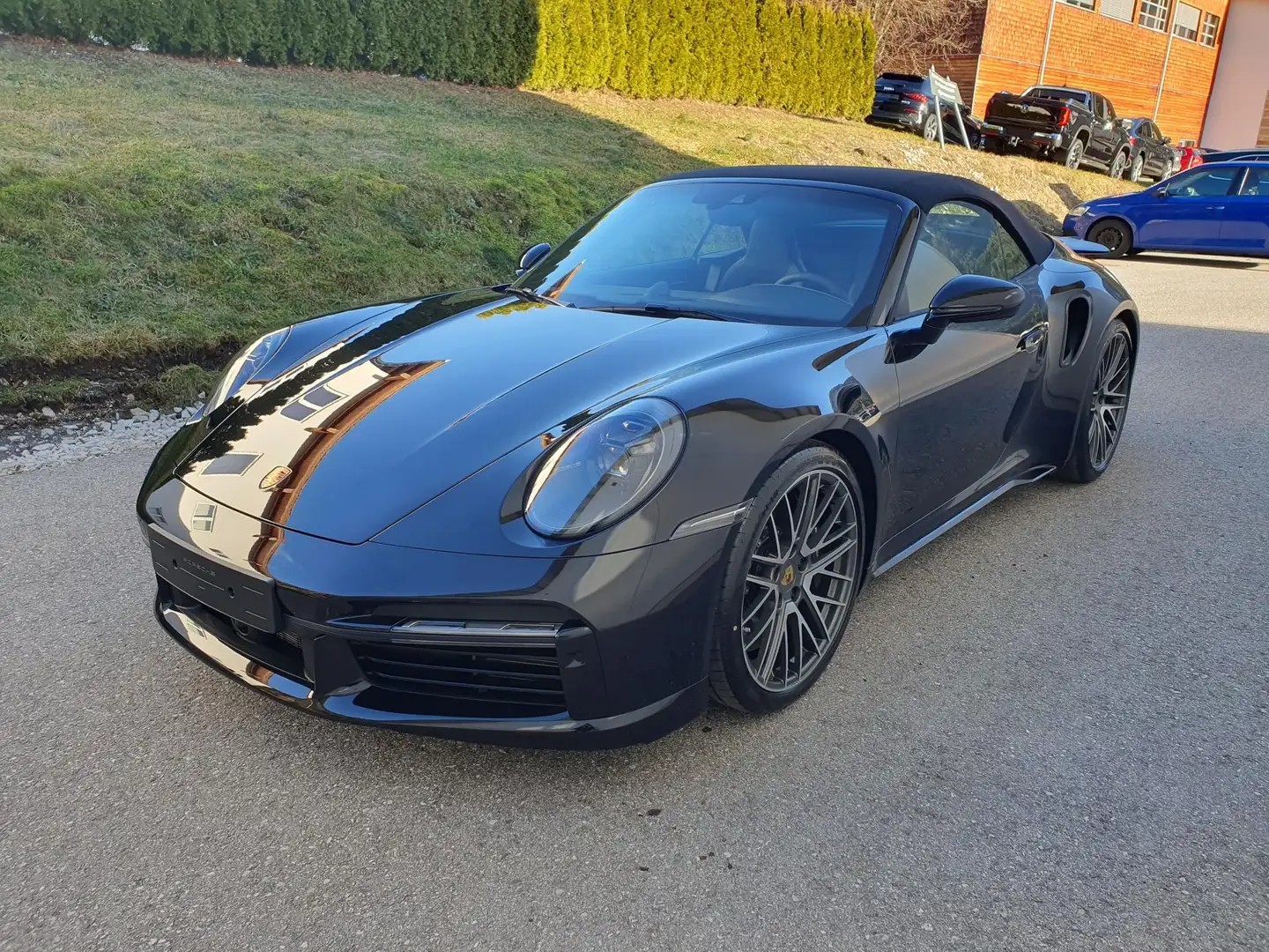 Porsche 992 Turbo S Cabriolet LED-Matrix,Lift,Sportabgas,Zi... Schwarz - 1