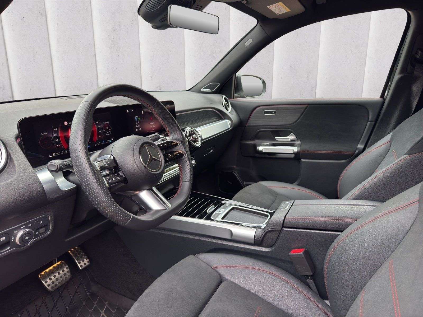 Mercedes-Benz GLB 220