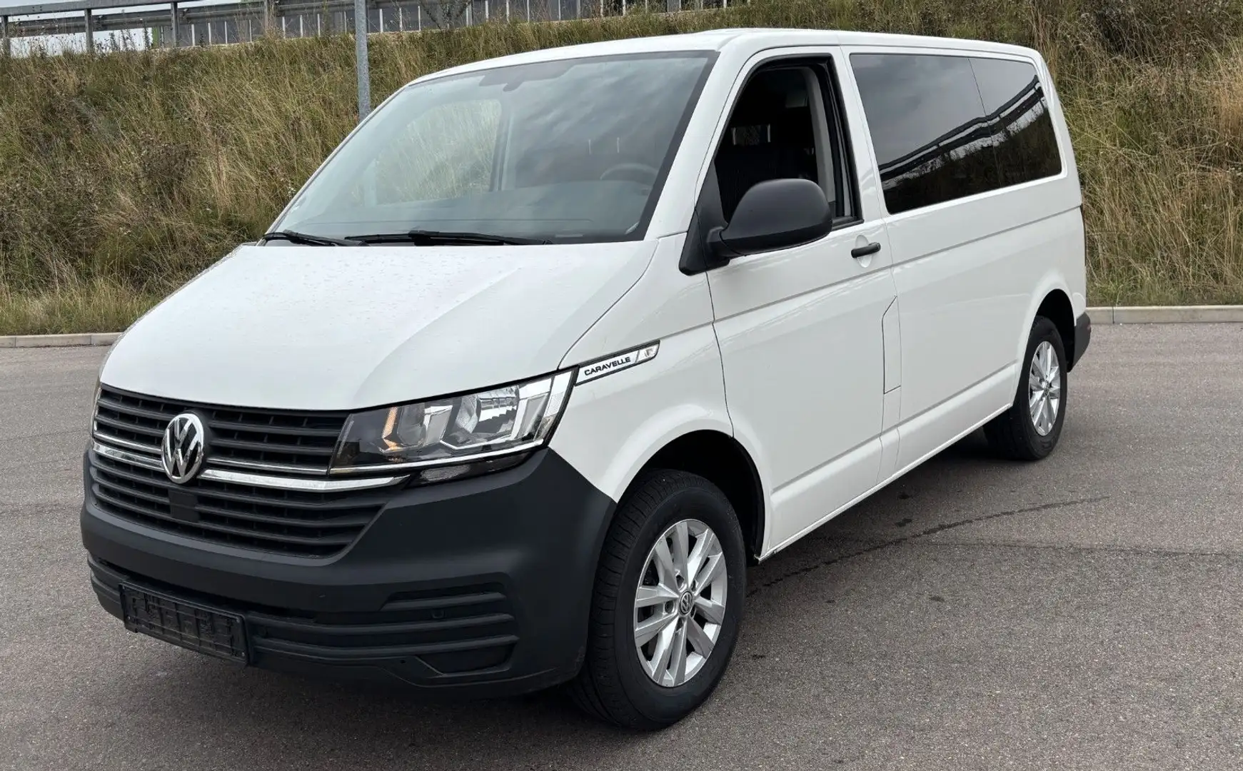 Volkswagen T6 Caravelle T6  2.0 TDI Caravelle Weiß - 1