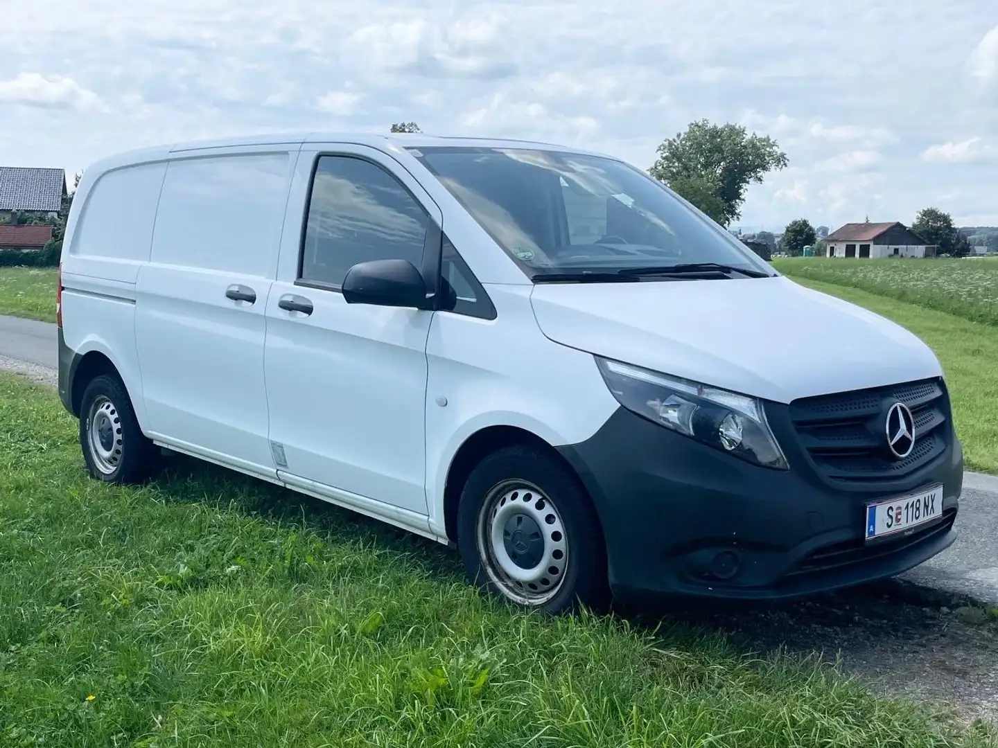 Mercedes-Benz Vito Vito Tourer Worker 109 BlueTEC kompakt Weiß - 1