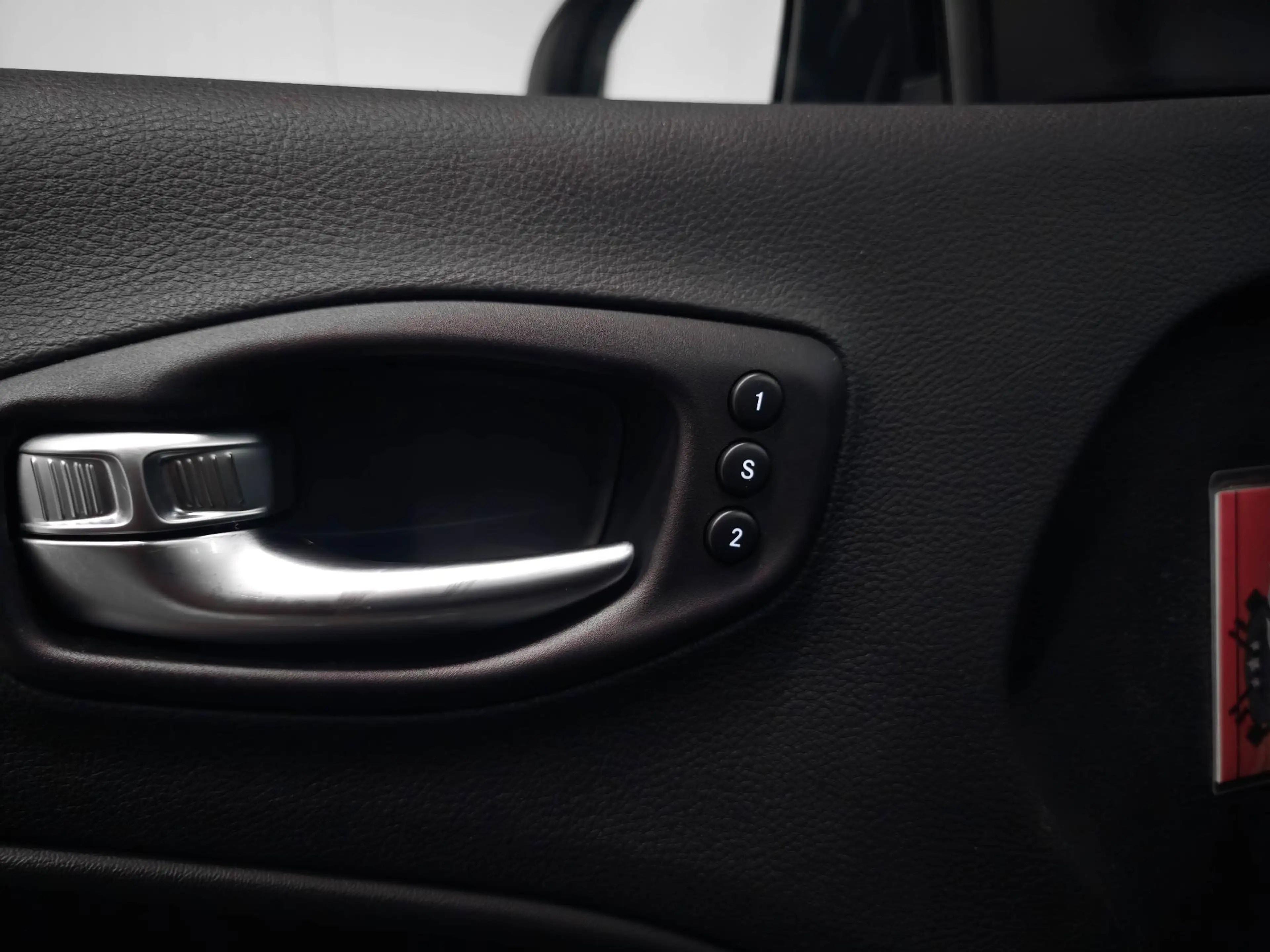 Jeep Compass 4xe 240 PHEV S | Trekhaak | Panoramadak | Alpine S — photo 10