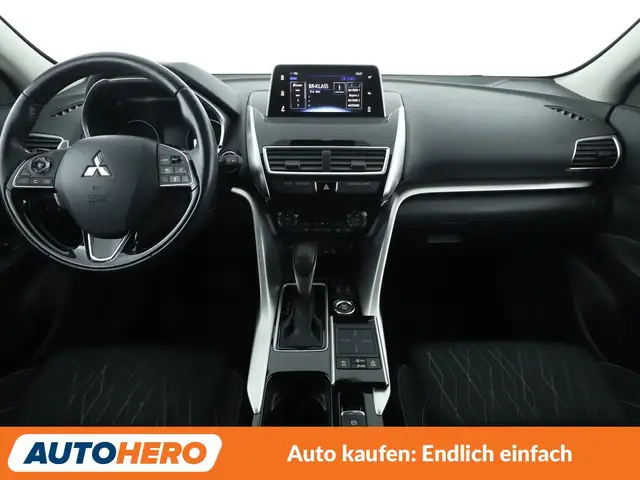 Mitsubishi Eclipse Cross view 12