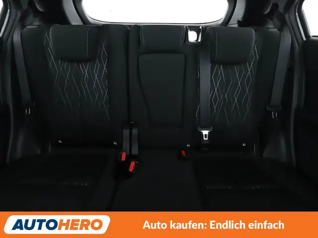 Mitsubishi Eclipse Cross view 15
