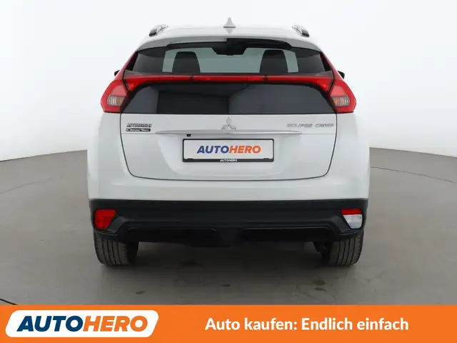 Mitsubishi Eclipse Cross view 5