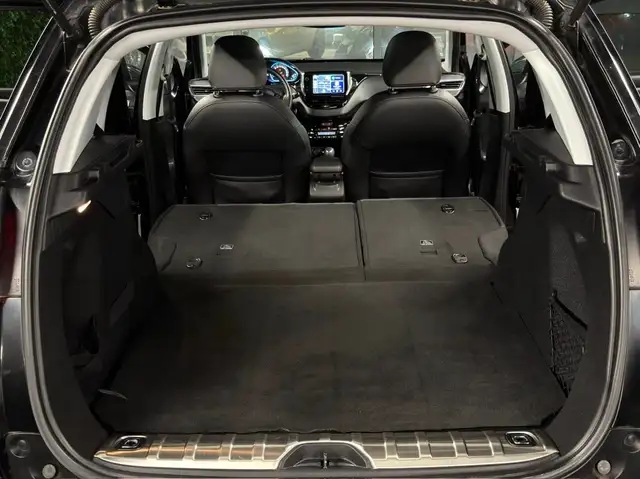 Peugeot 2008 view 15