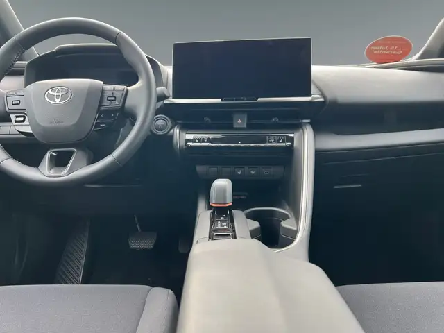 Toyota C-HR view 10