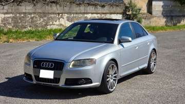 - 4.2 V8 344ch - Quattro BVM6