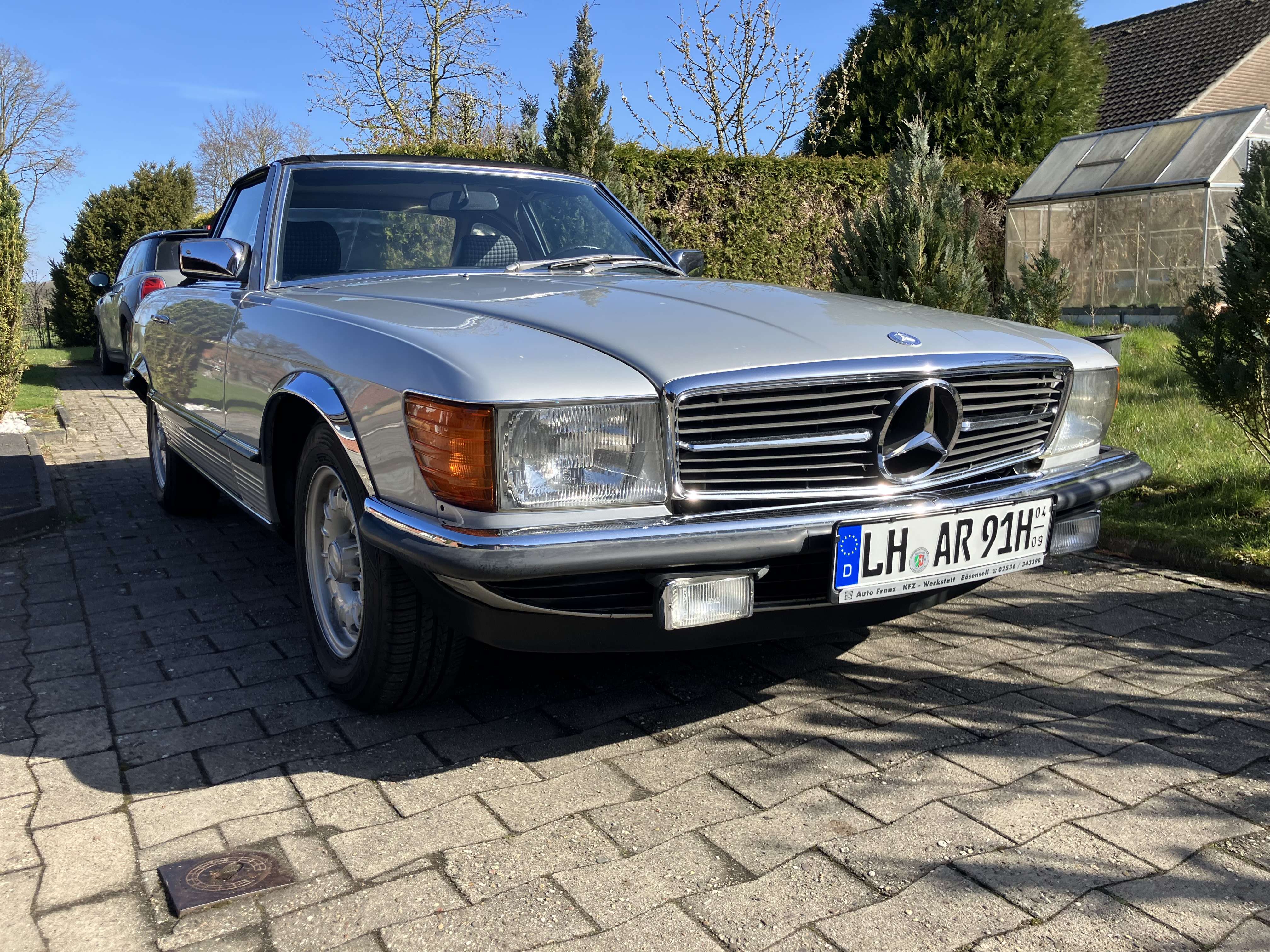 Second hand Mercedes Benz Sl-Class 280