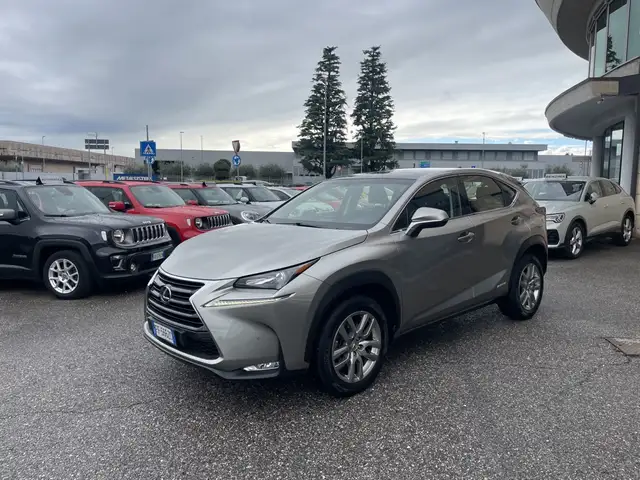 Lexus NX 300 h 2.5 Executive 4wd cvt SERVICE LEXUS PANORAMA IVA