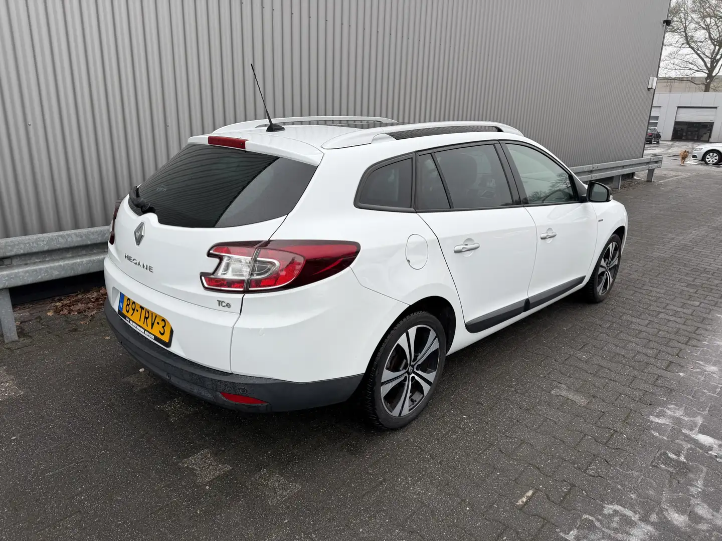 Renault Megane Estate 1.4 TCe Bose Leer/Stof, Clima, Navi, Pano, Weiß - 2