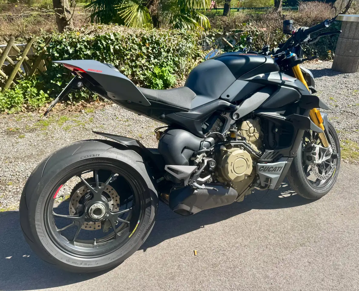 Ducati Streetfighter