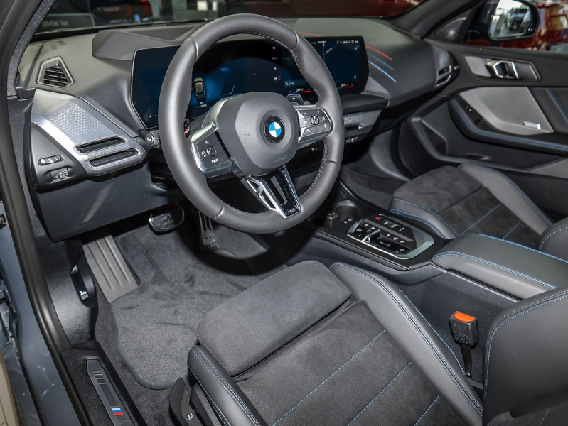BMW 120 M Sport PRO HUD+AHK+LED+ALARM+H/K+DAB+LHZ+KZG+ALAR — photo 5