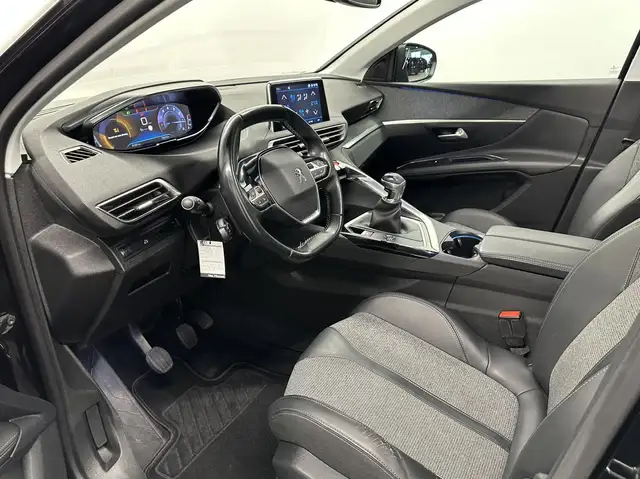 Peugeot 3008 view 15