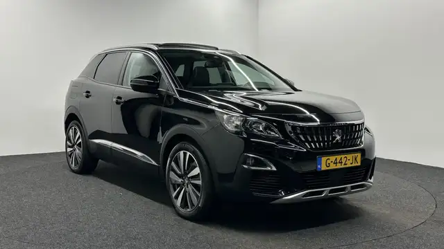 Peugeot 3008 view 3