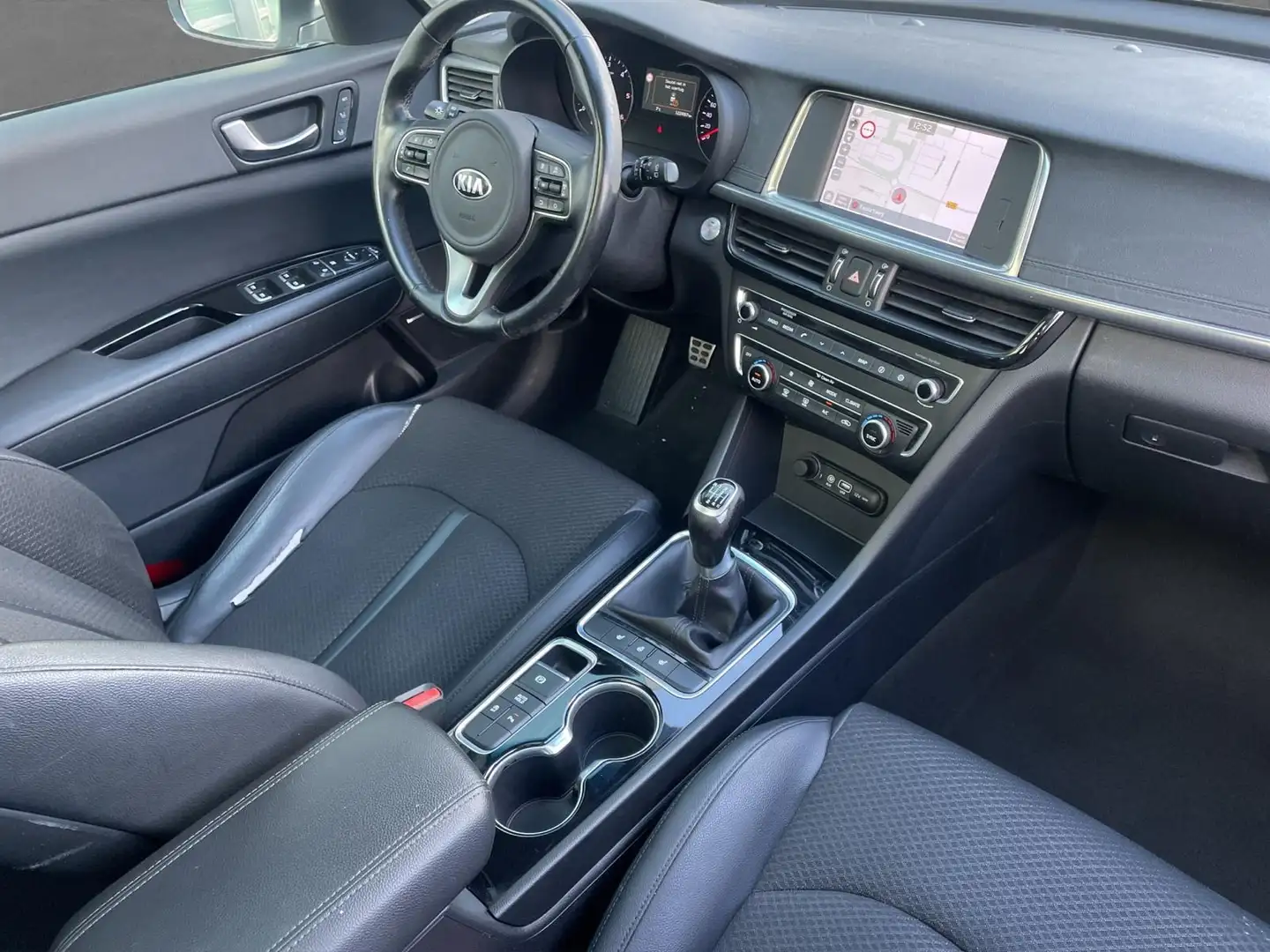 Kia Optima Sportswagon 1.7 CRDi DynamicLine Lage kmstand | Pa Bílá - 2