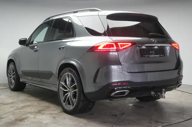 Mercedes-Benz GLE view 4