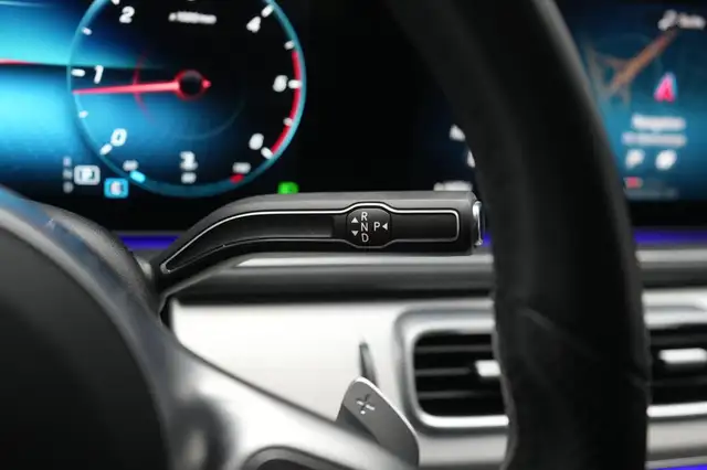 Mercedes-Benz GLE view 26