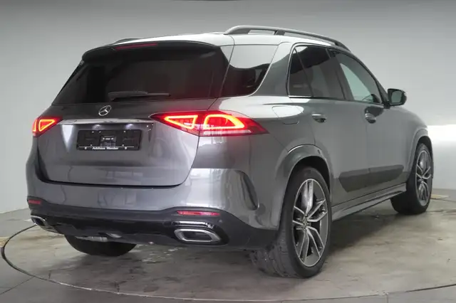 Mercedes-Benz GLE view 6