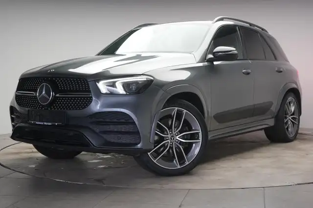 Mercedes-Benz GLE view 3