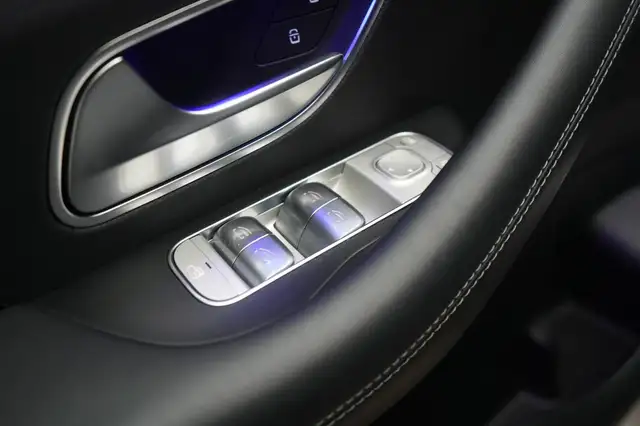 Mercedes-Benz GLE view 30