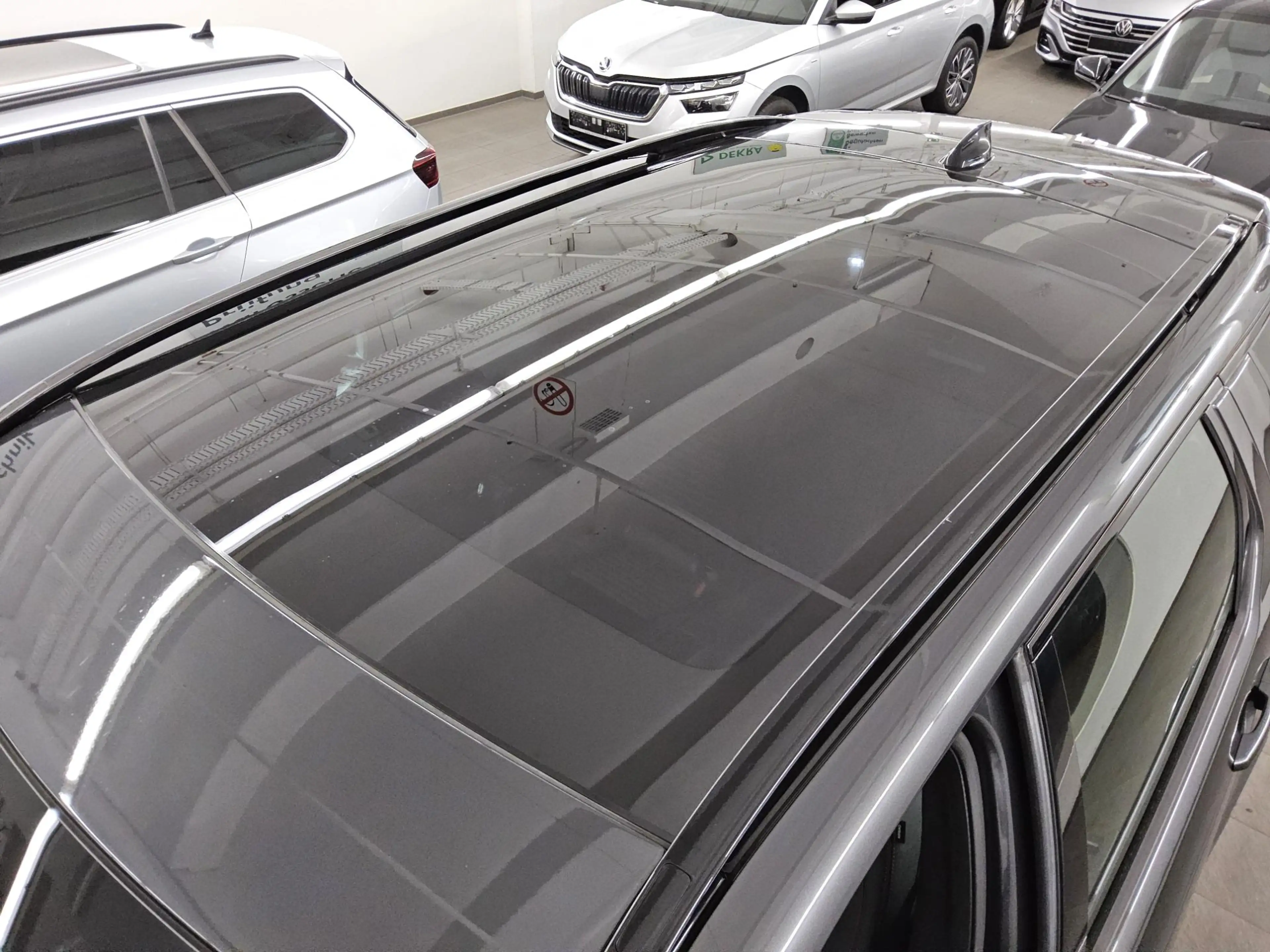 Land Rover Discovery Sport D200 AWD HSE R-Dynamic Navi Pano — photo 12
