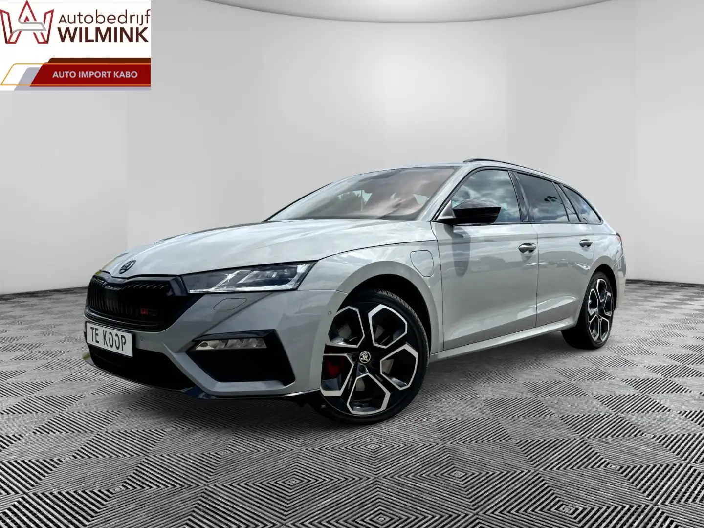 Skoda Octavia 1.4 TSI RS iV PHEV HUD LED Keyless Dealer Ond Grijs - 1