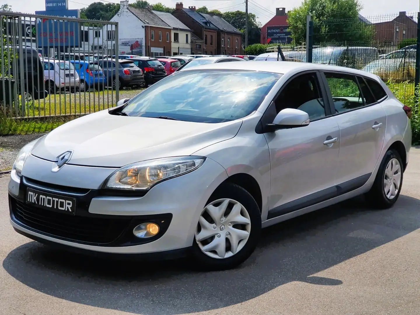 Renault Megane 🟢1.5 dCi 110CV - BREAK - GPS - AIRCO - CRUISE Silber - 1