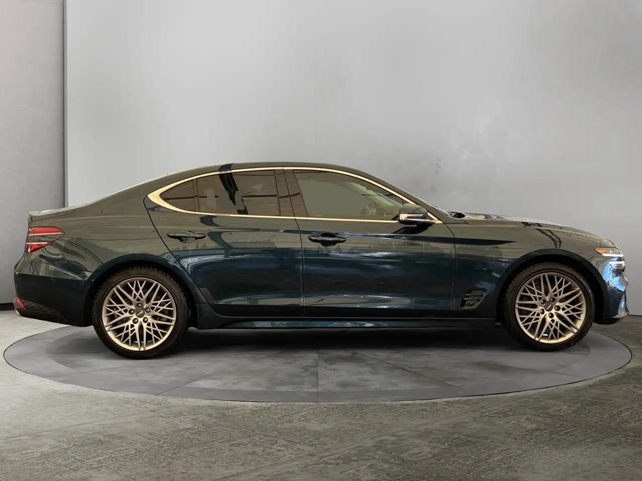 Genesis G70 снимка Genesis G70