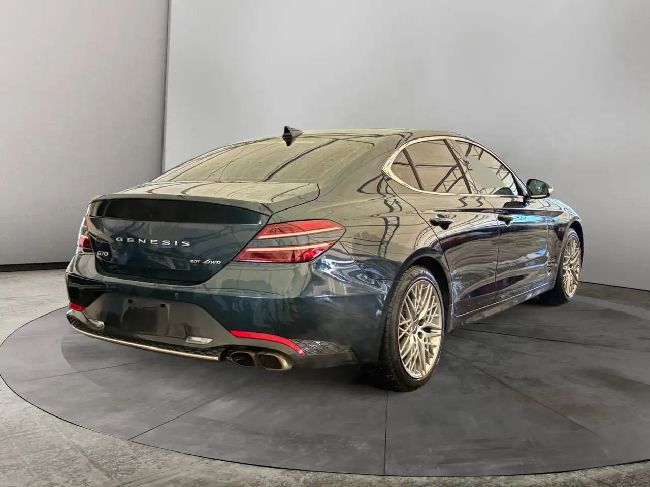 Genesis G70 снимка Genesis G70
