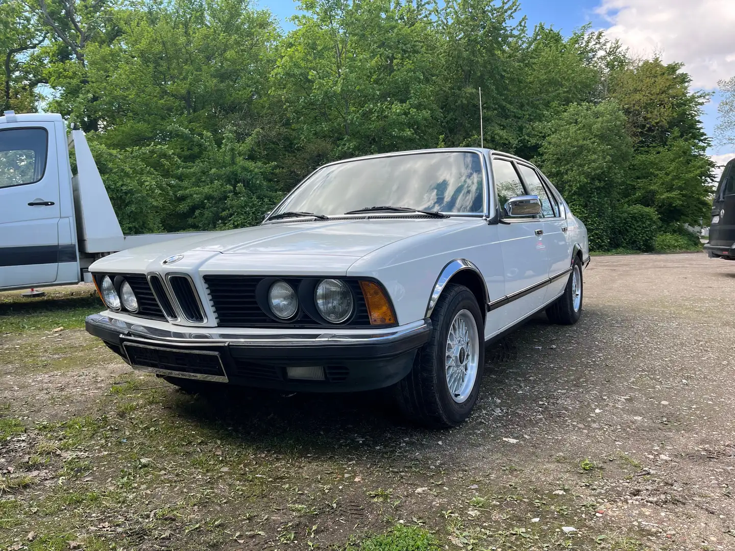 BMW 732 i Blanc - 1