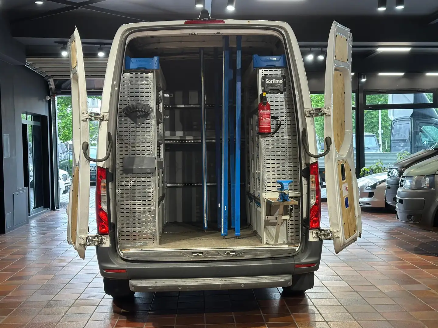 Mercedes-Benz Sprinter 319 V6 MIXTO L2H2 STANDHEIZ WERKSTATT Weiß - 2