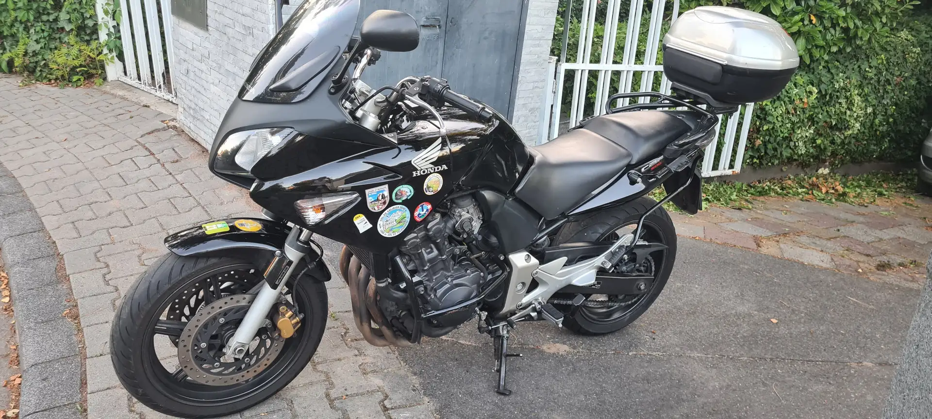 Honda CBF 600 Noir - 1