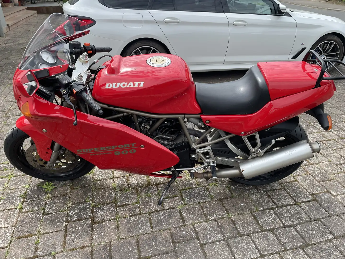 Ducati 900 SS - 1