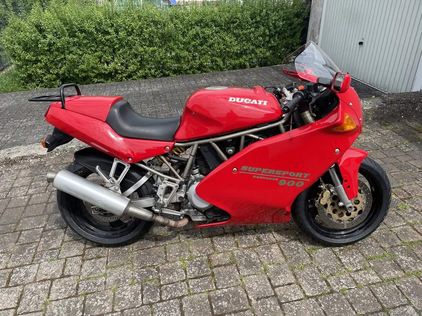 Ducati 900 SS - 2