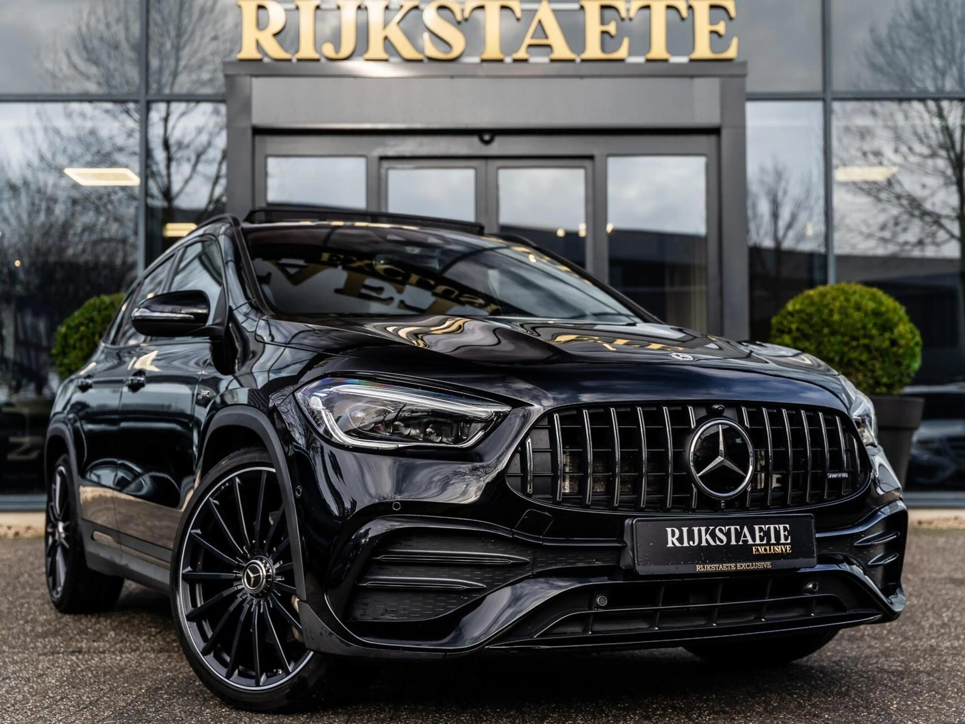 Mercedes-Benz GLA 35 AMG 4MATIC|PANO|SFEER|MEMORY|ACC|21'' — photo 5