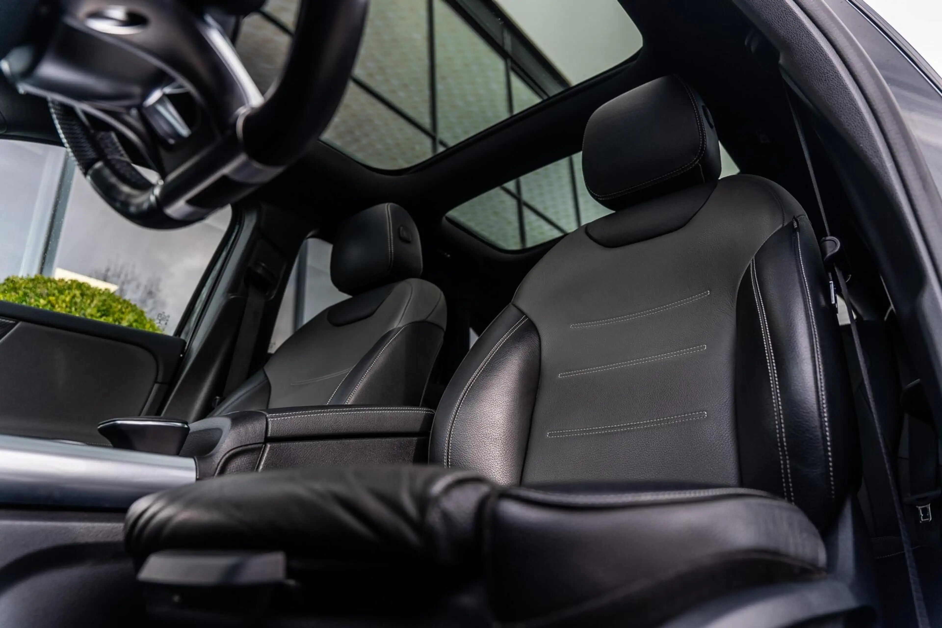 Mercedes-Benz GLA 35 AMG 4MATIC|PANO|SFEER|MEMORY|ACC|21'' — photo 12